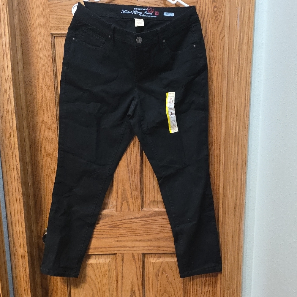 Faded Glory Women's Black Ankle Jeans